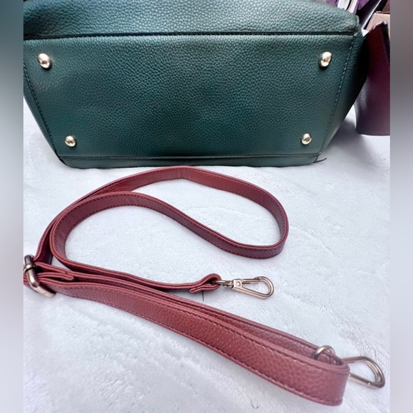 G.H. Bass & Co. Women's hunter green Faux Leather 3 in 1 Tote - Picture 6 of 7